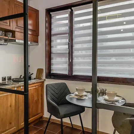 Апартамент Apres Steps To Lift *